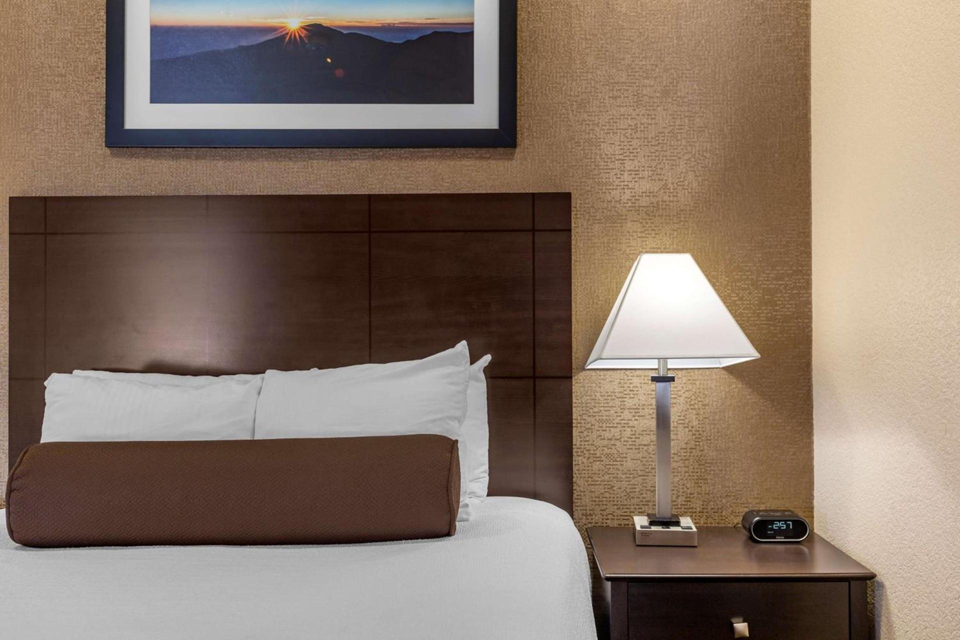 Best Western Plus Las Vegas West photo 44