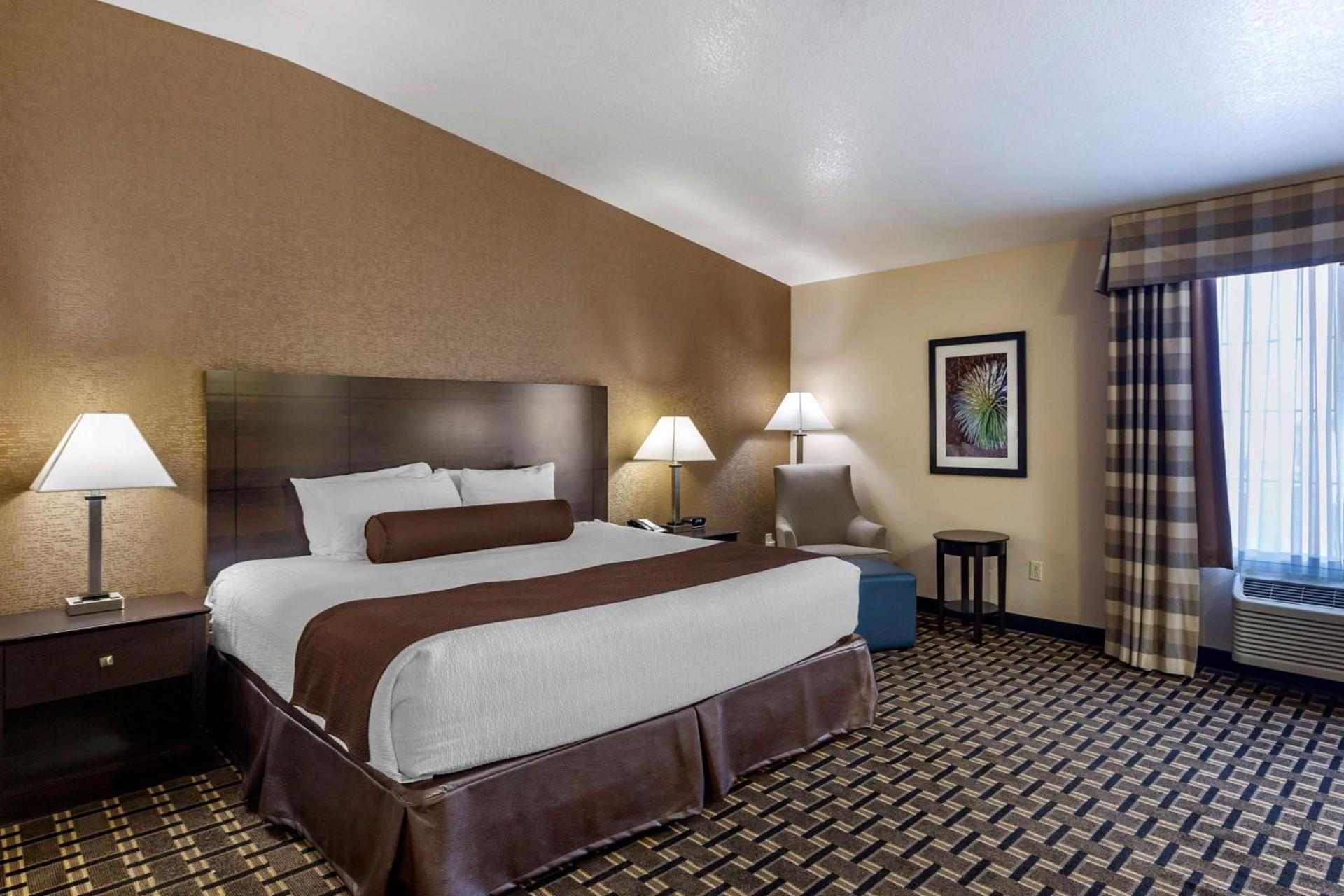 Best Western Plus Las Vegas West photo 26