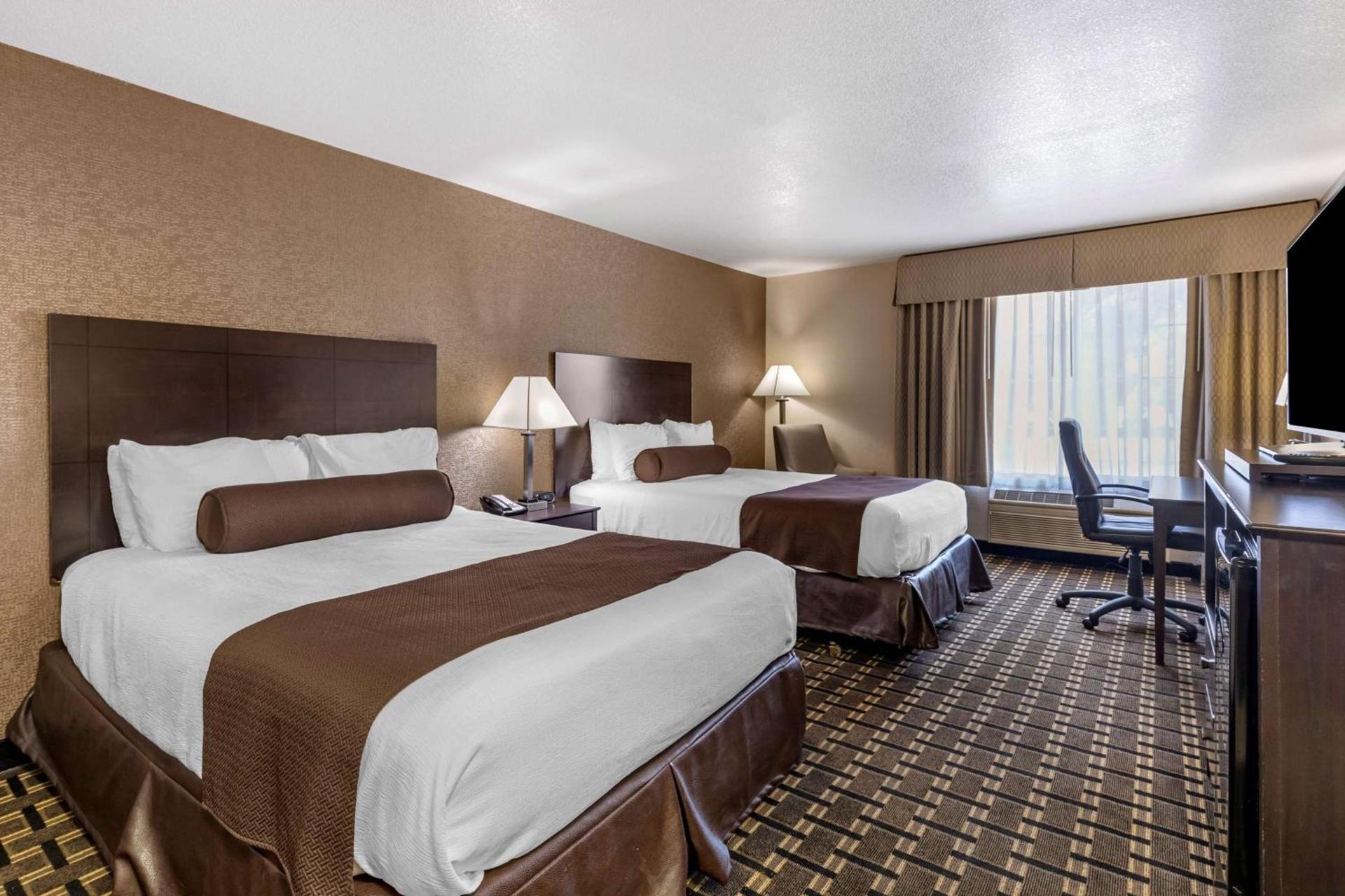 Best Western Plus Las Vegas West photo 21