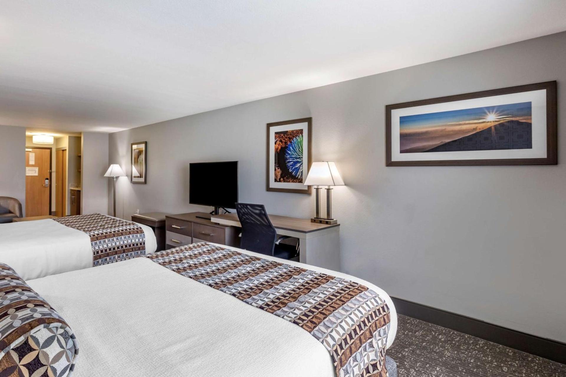 Best Western Plus Las Vegas West photo 18