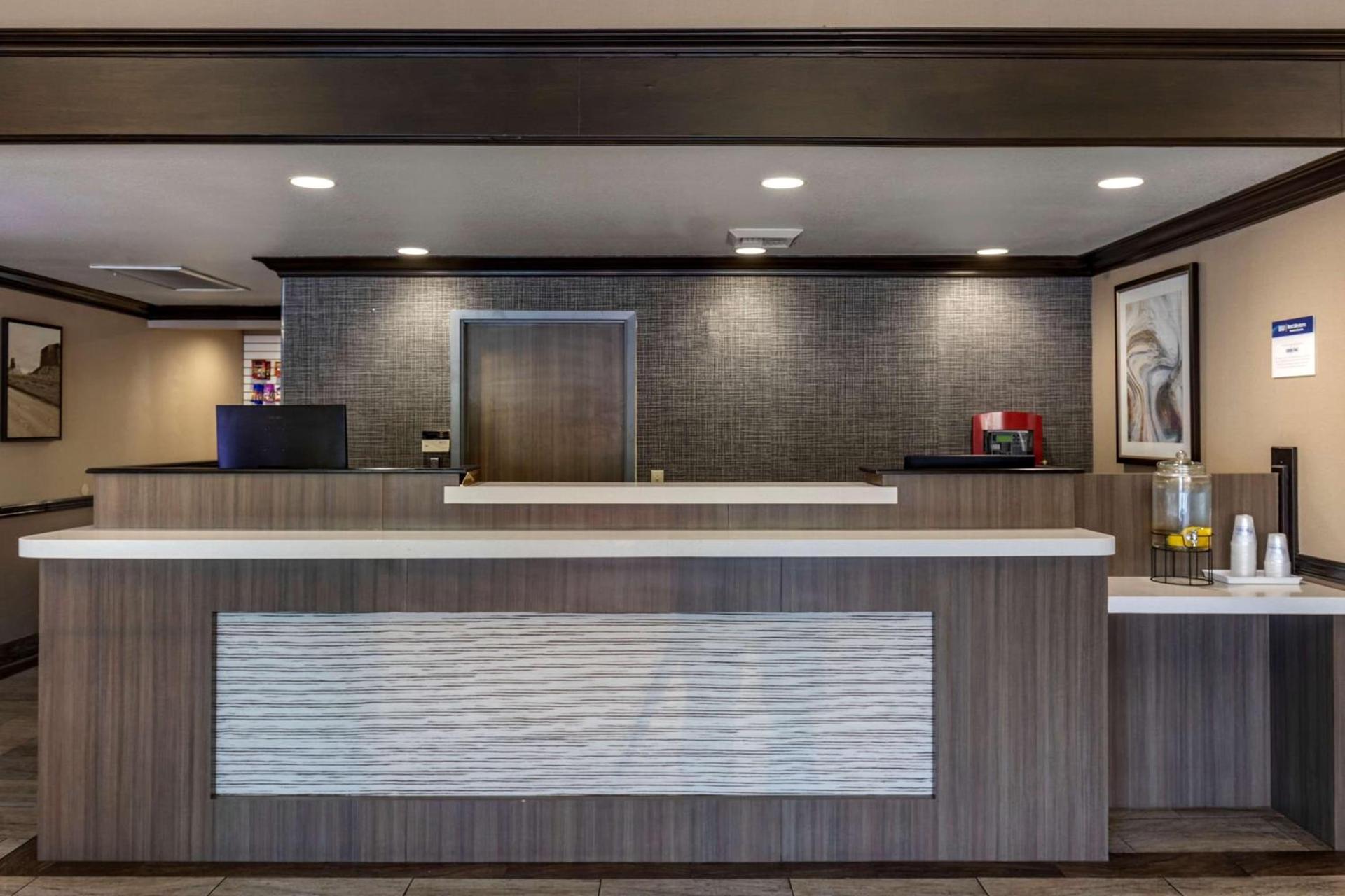 Best Western Plus Las Vegas West photo 4