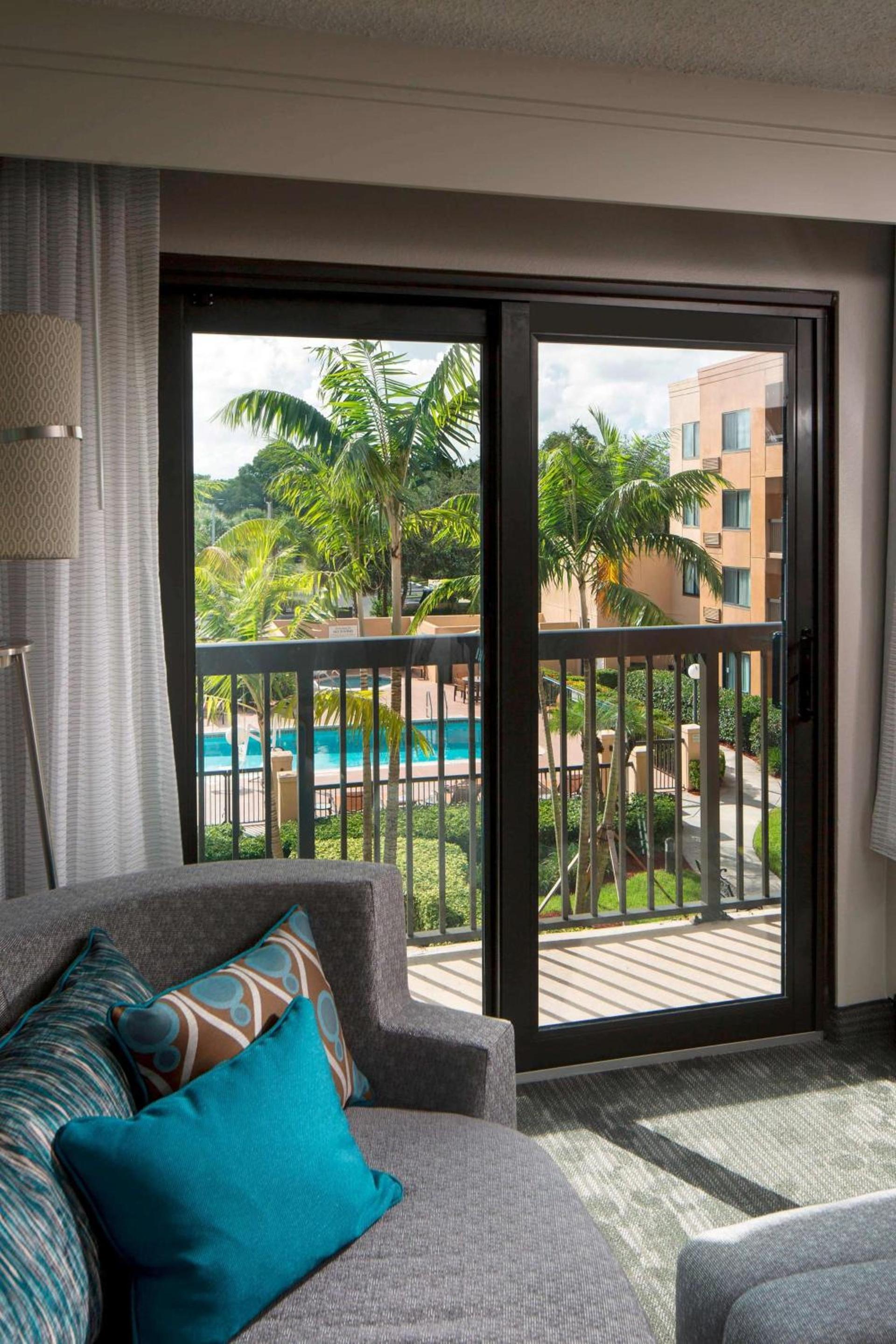 Sonesta Select Boca Raton Town Center photo 10