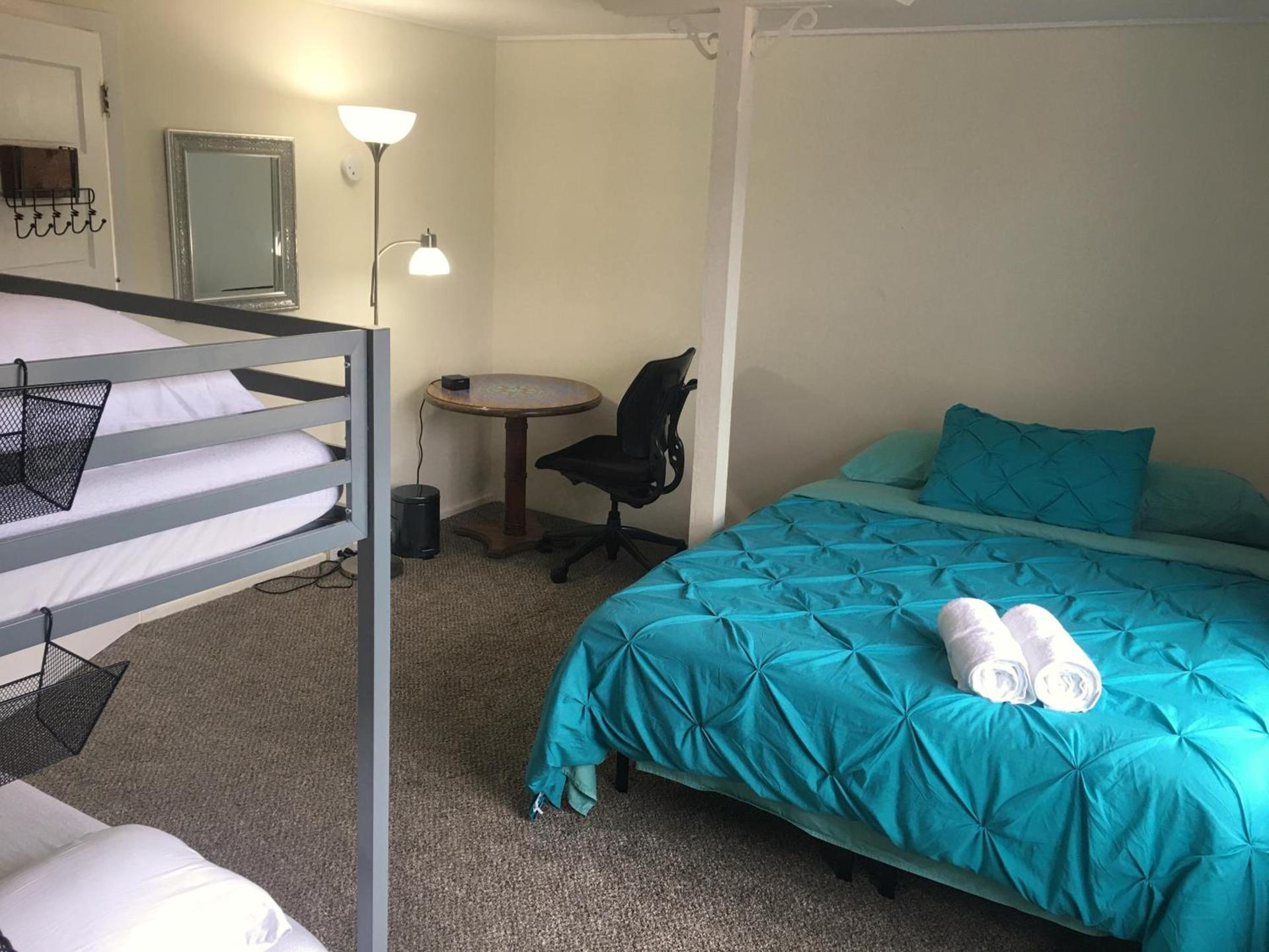 Pahoa Village Hostel photo 44