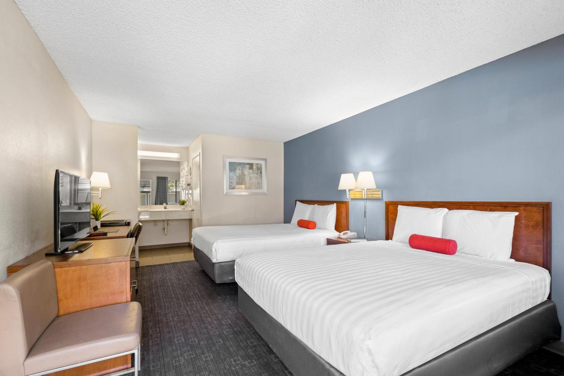 Good Nite Inn Calabasas photo 7