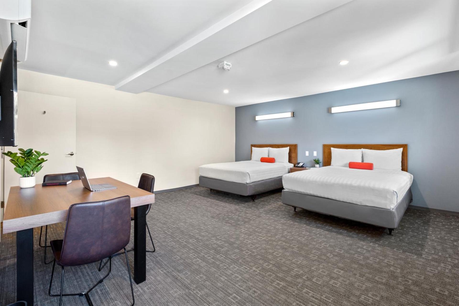 Good Nite Inn Calabasas photo 6
