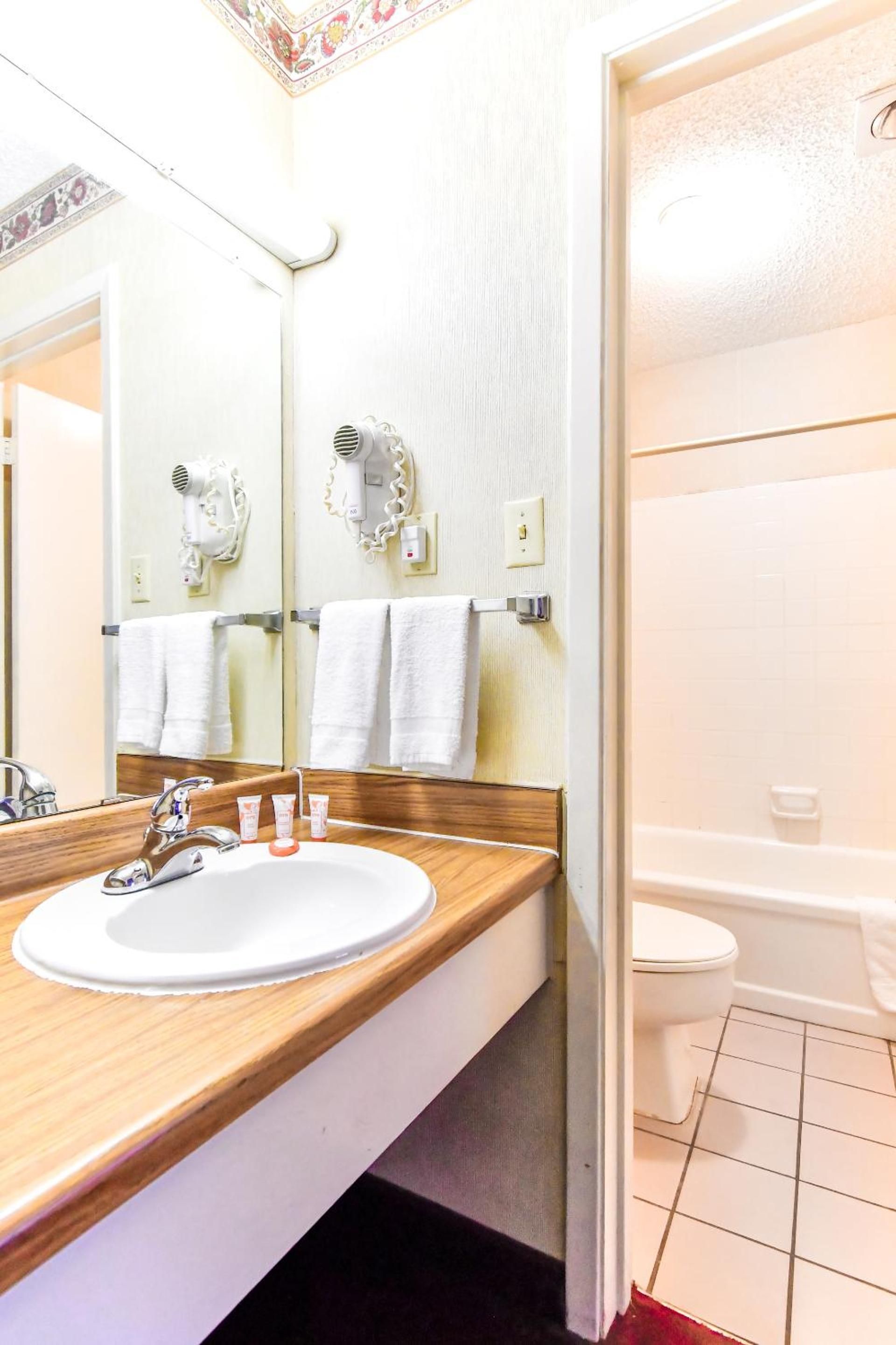 OYO Hotel Tyler Lindale photo 45