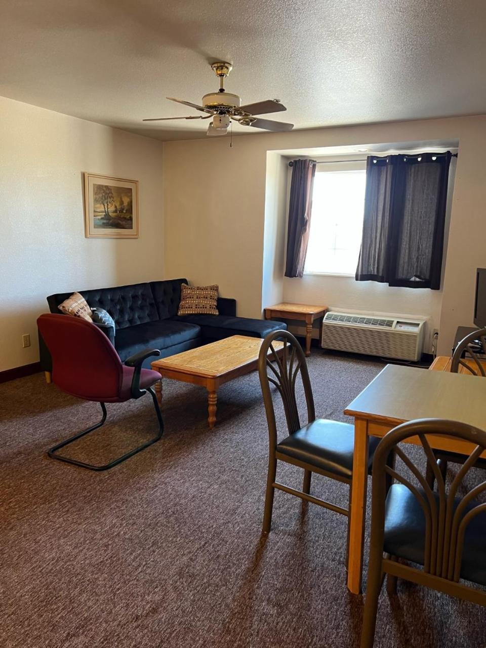 Motel 6 Brush, CO photo 31