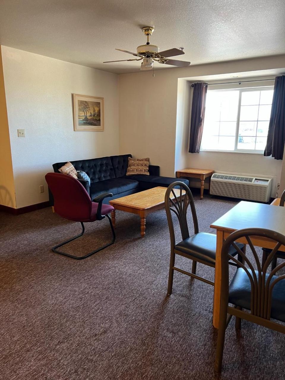 Motel 6 Brush, CO photo 33