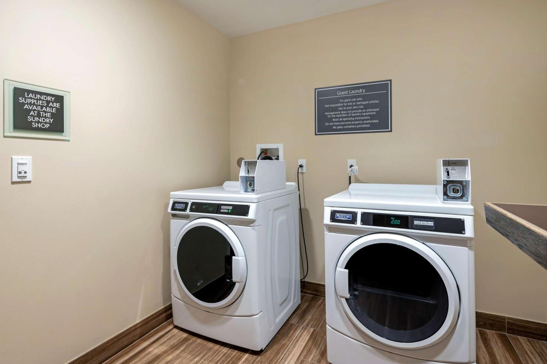 Best Western Plus Centralia Hotel & Suites photo 23