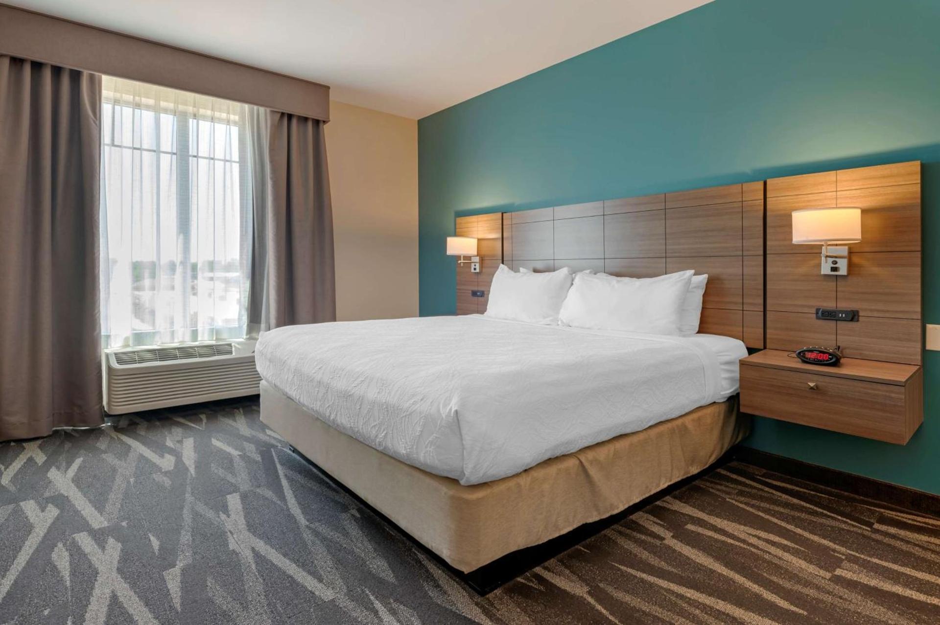 Best Western Plus Centralia Hotel & Suites photo 5