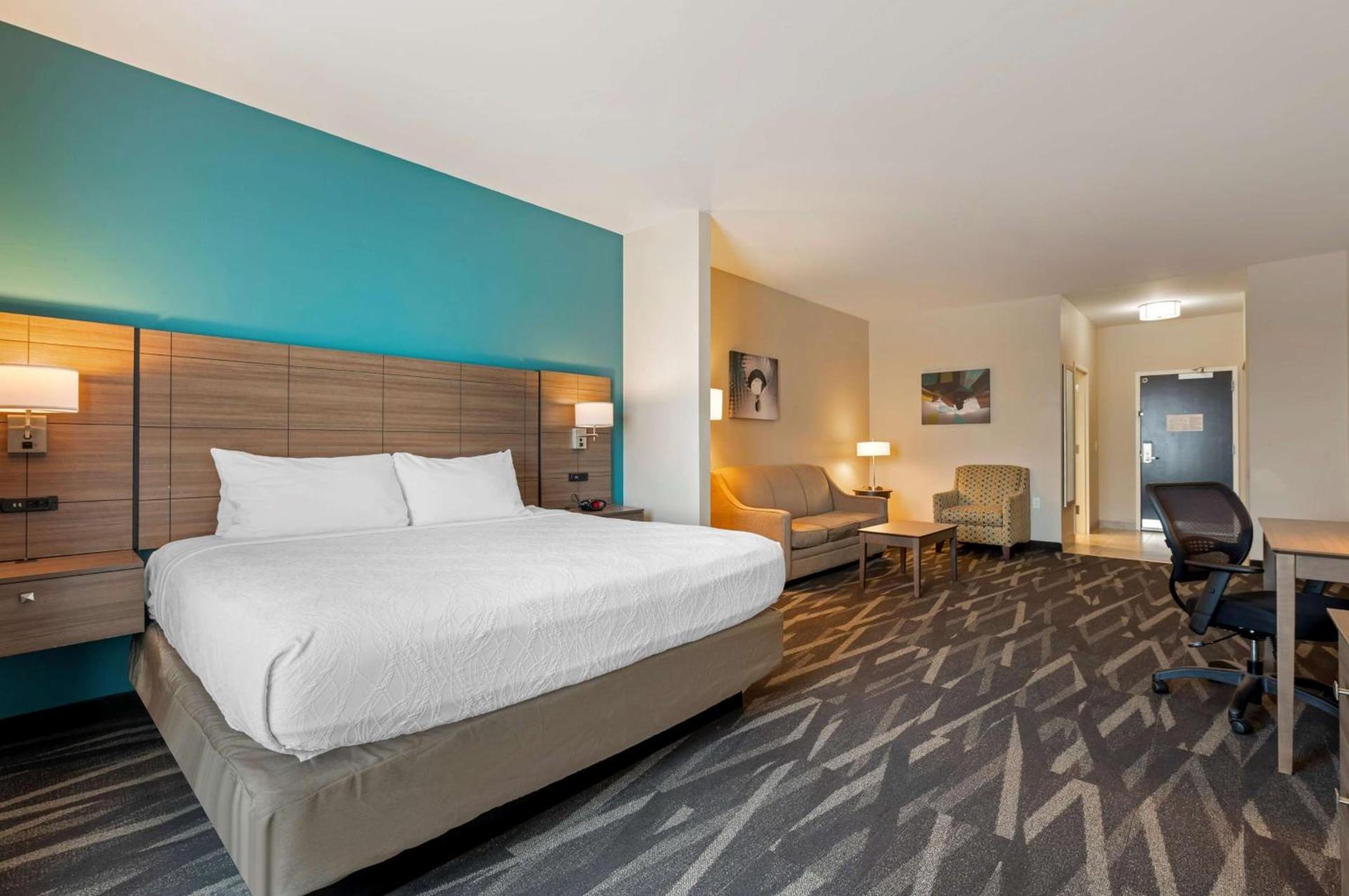 Best Western Plus Centralia Hotel & Suites photo 10