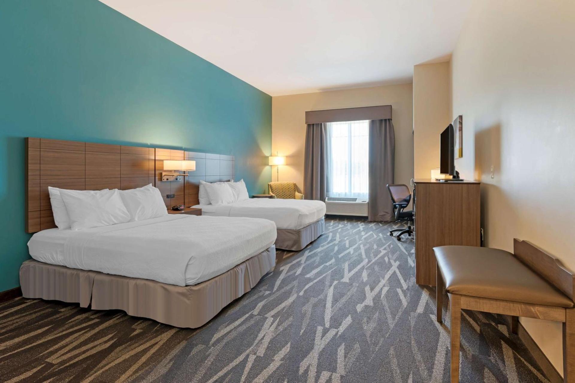 Best Western Plus Centralia Hotel & Suites photo 8