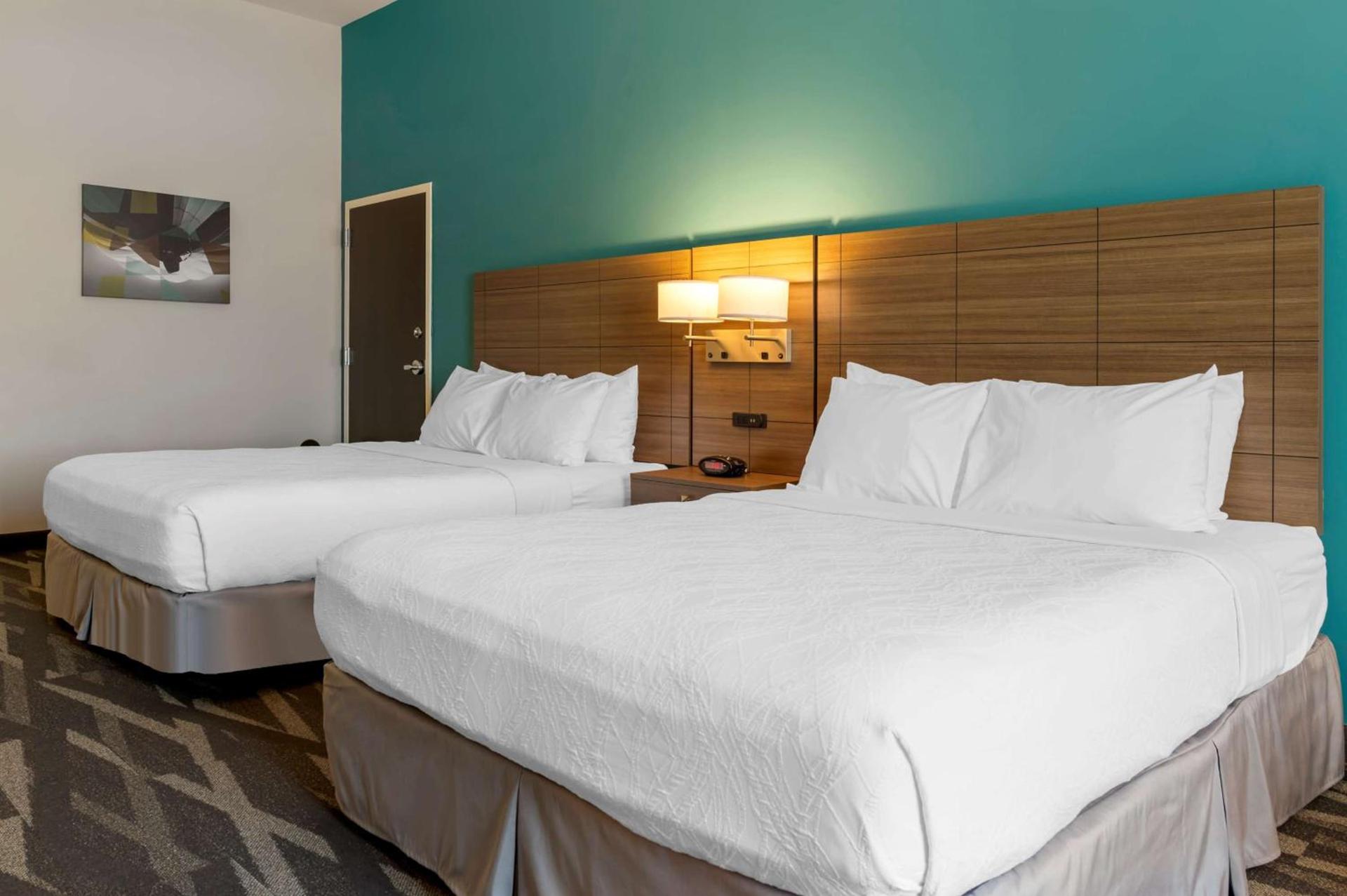 Best Western Plus Centralia Hotel & Suites photo 32