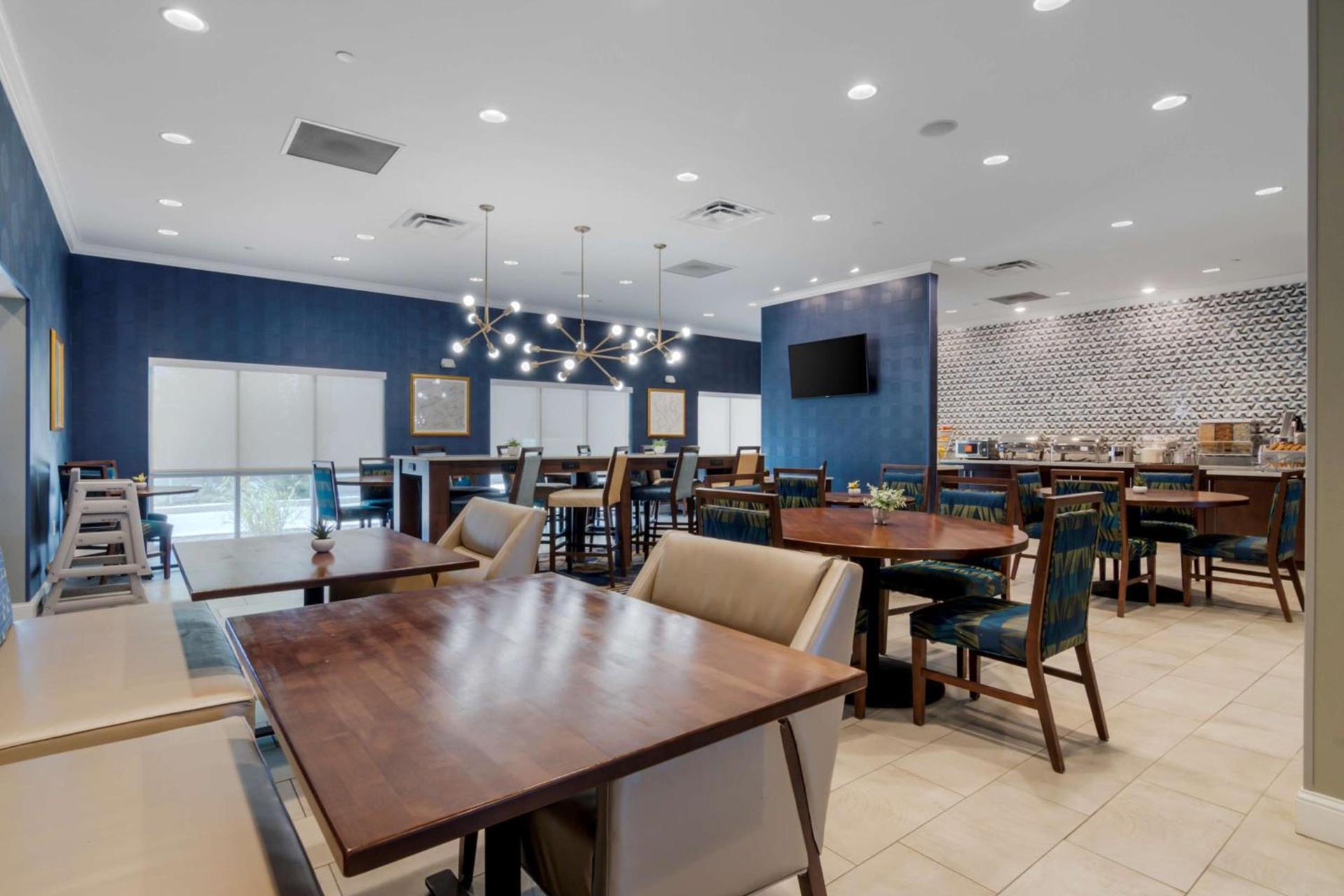 Hyatt Select St Louis Airport photo 5