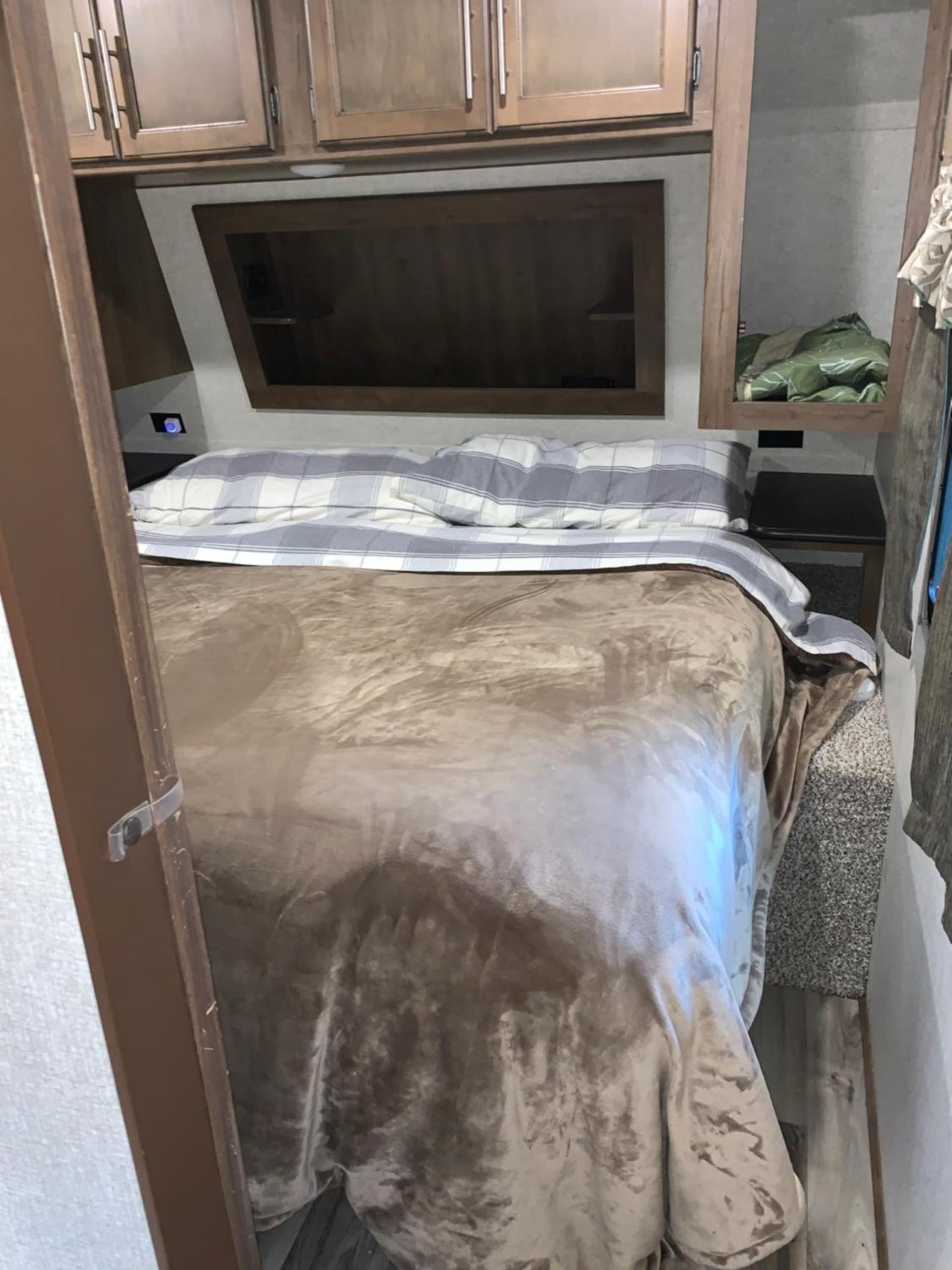 Glacier Haven Inn photo 18