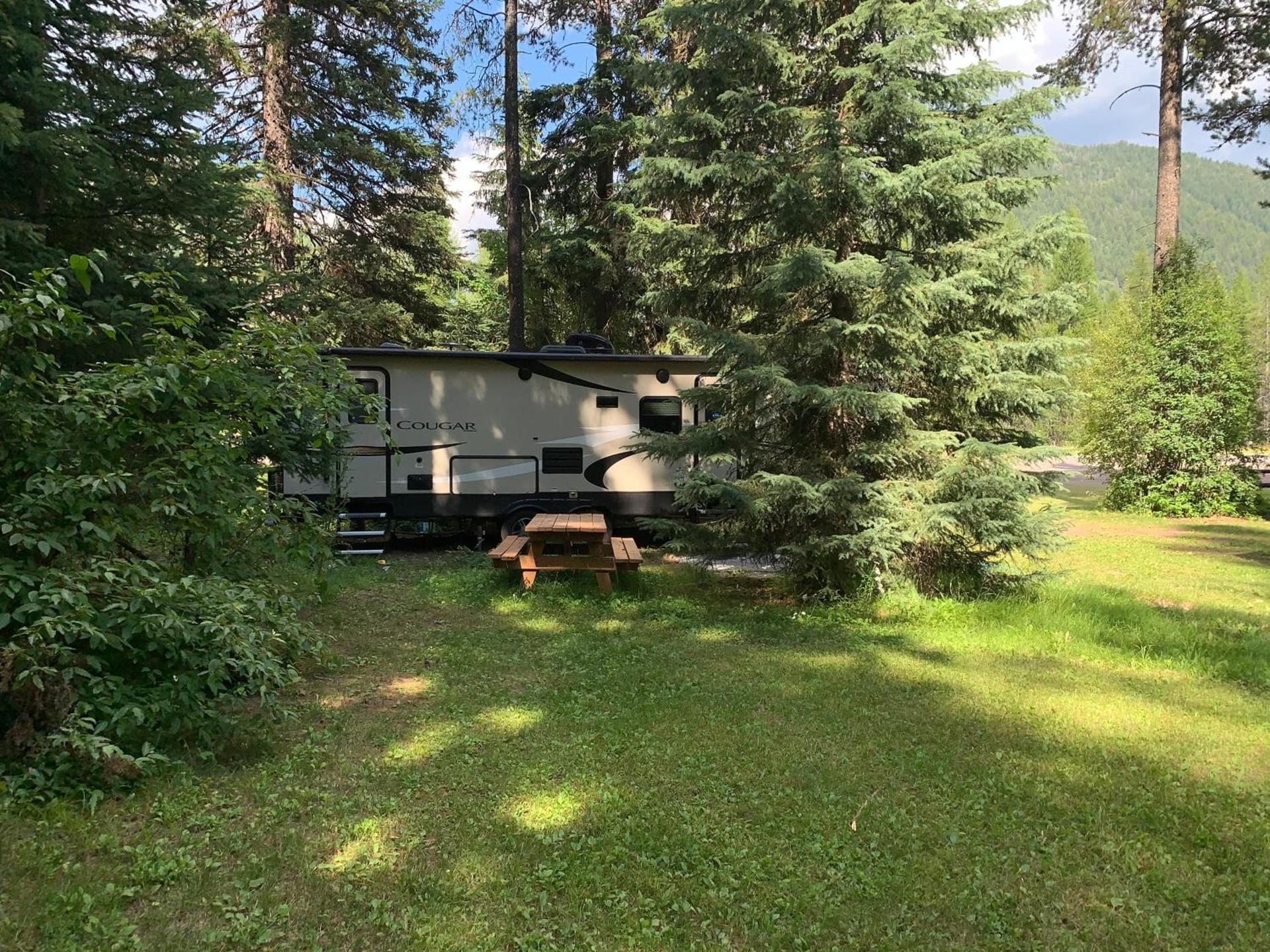 Glacier Haven Inn photo 34