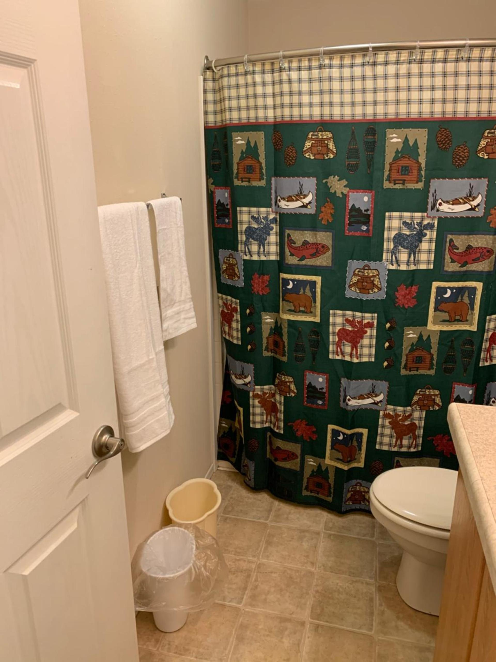 Glacier Haven Inn photo 63