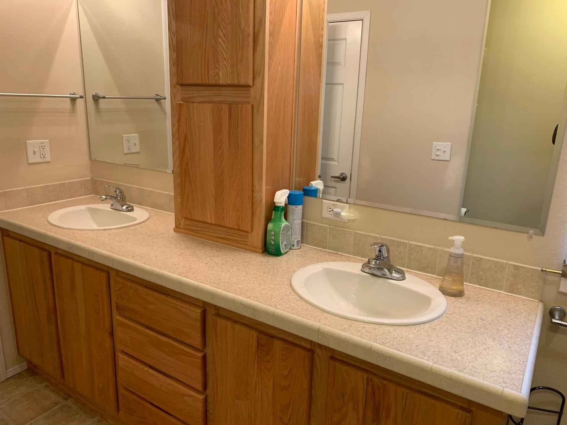 Glacier Haven Inn photo 60