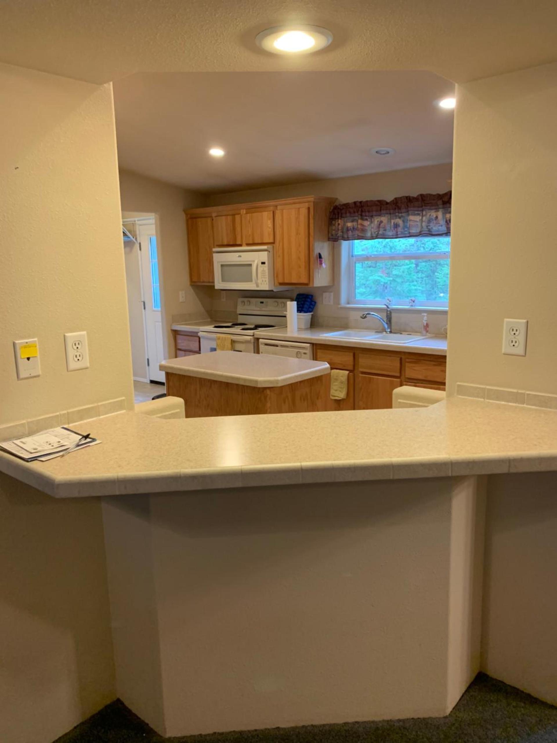 Glacier Haven Inn photo 59