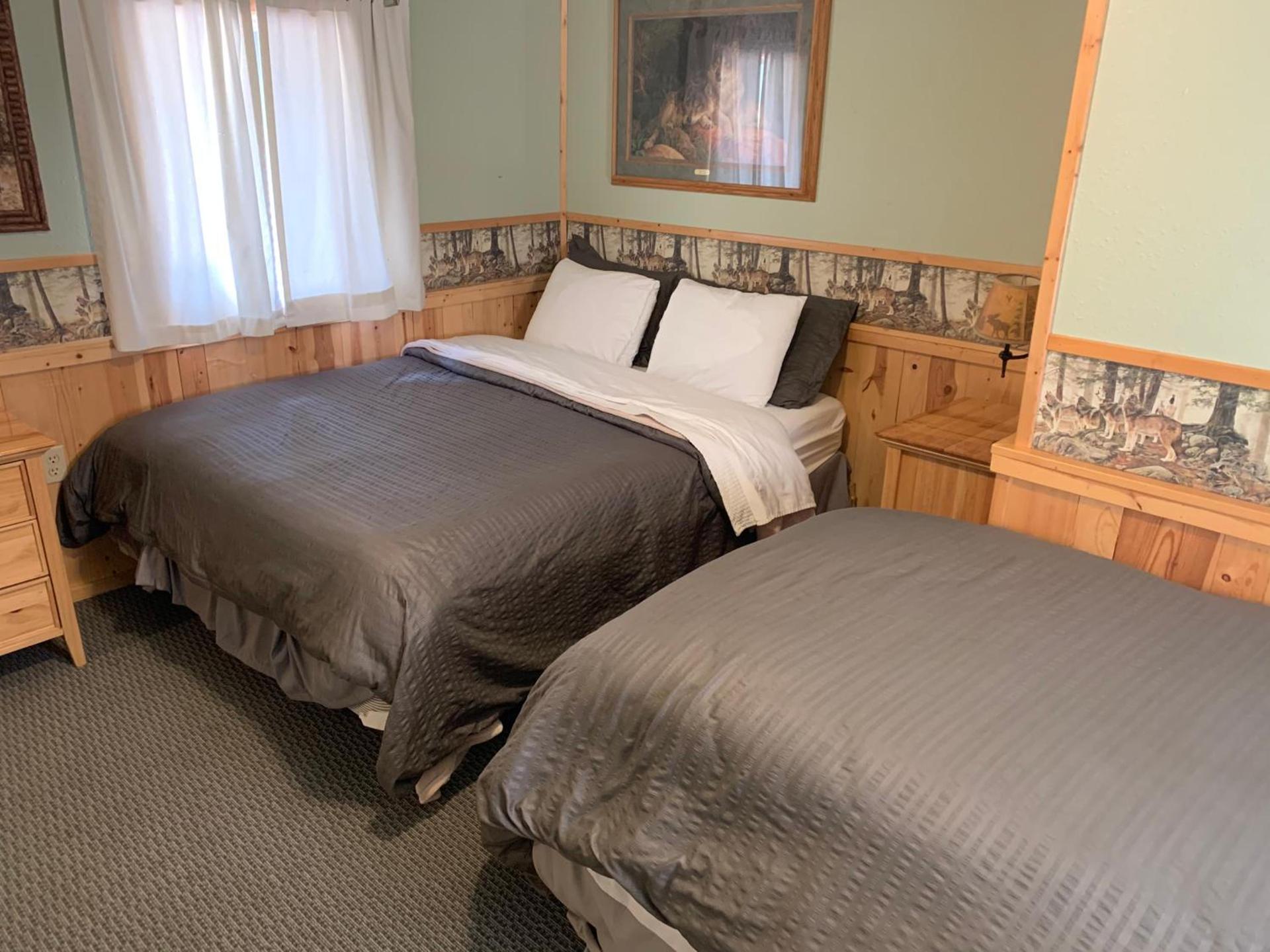 Glacier Haven Inn photo 73