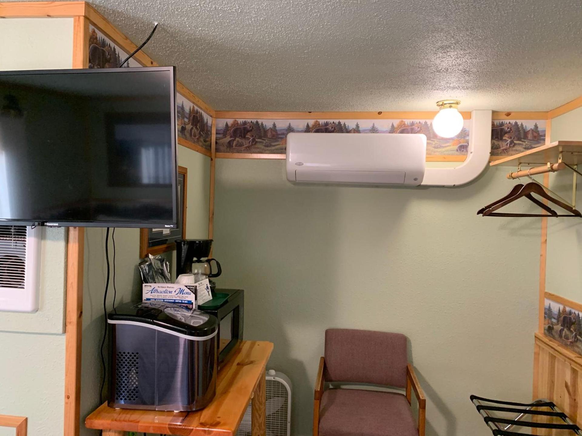 Glacier Haven Inn photo 78