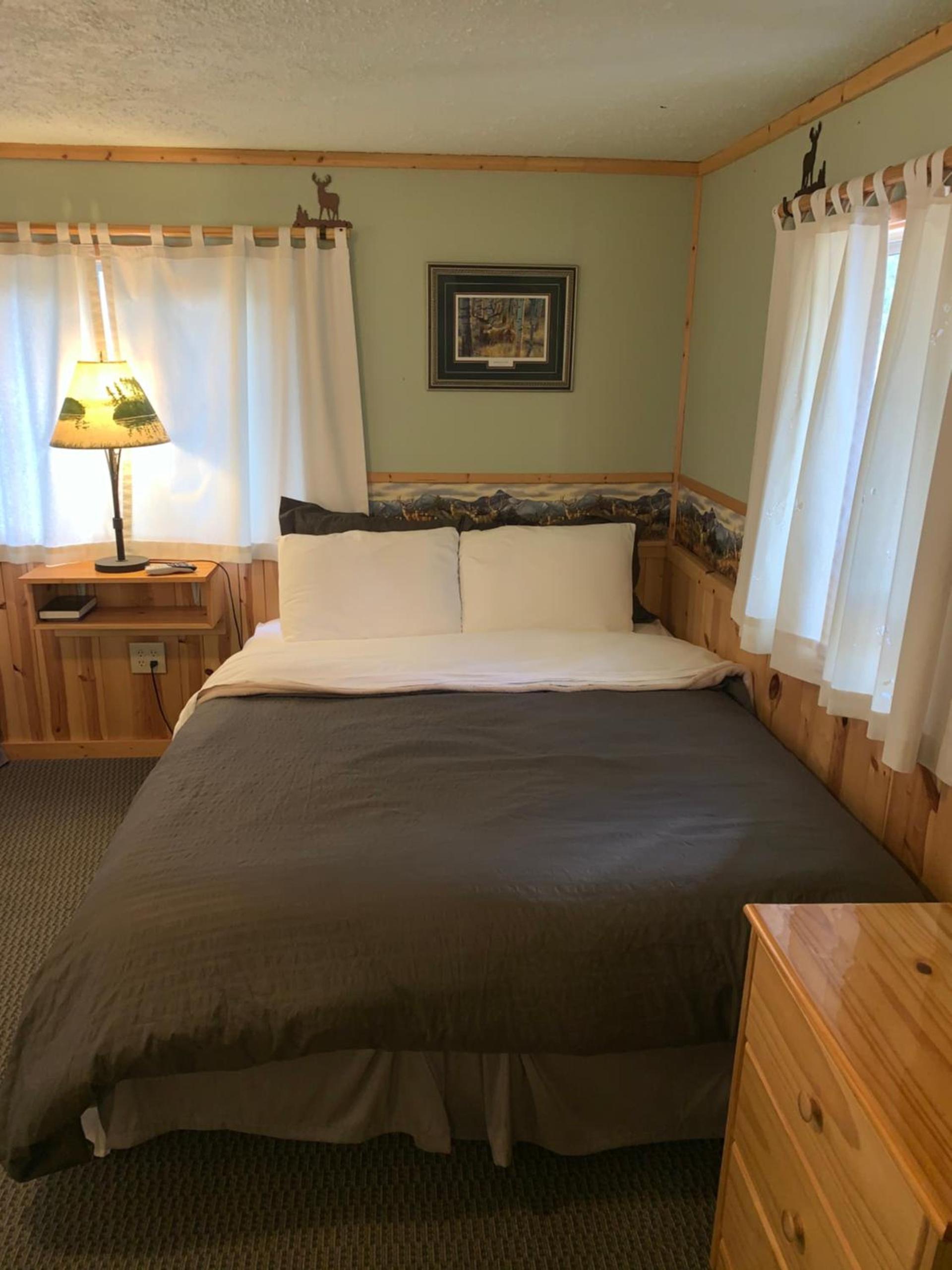 Glacier Haven Inn photo 82