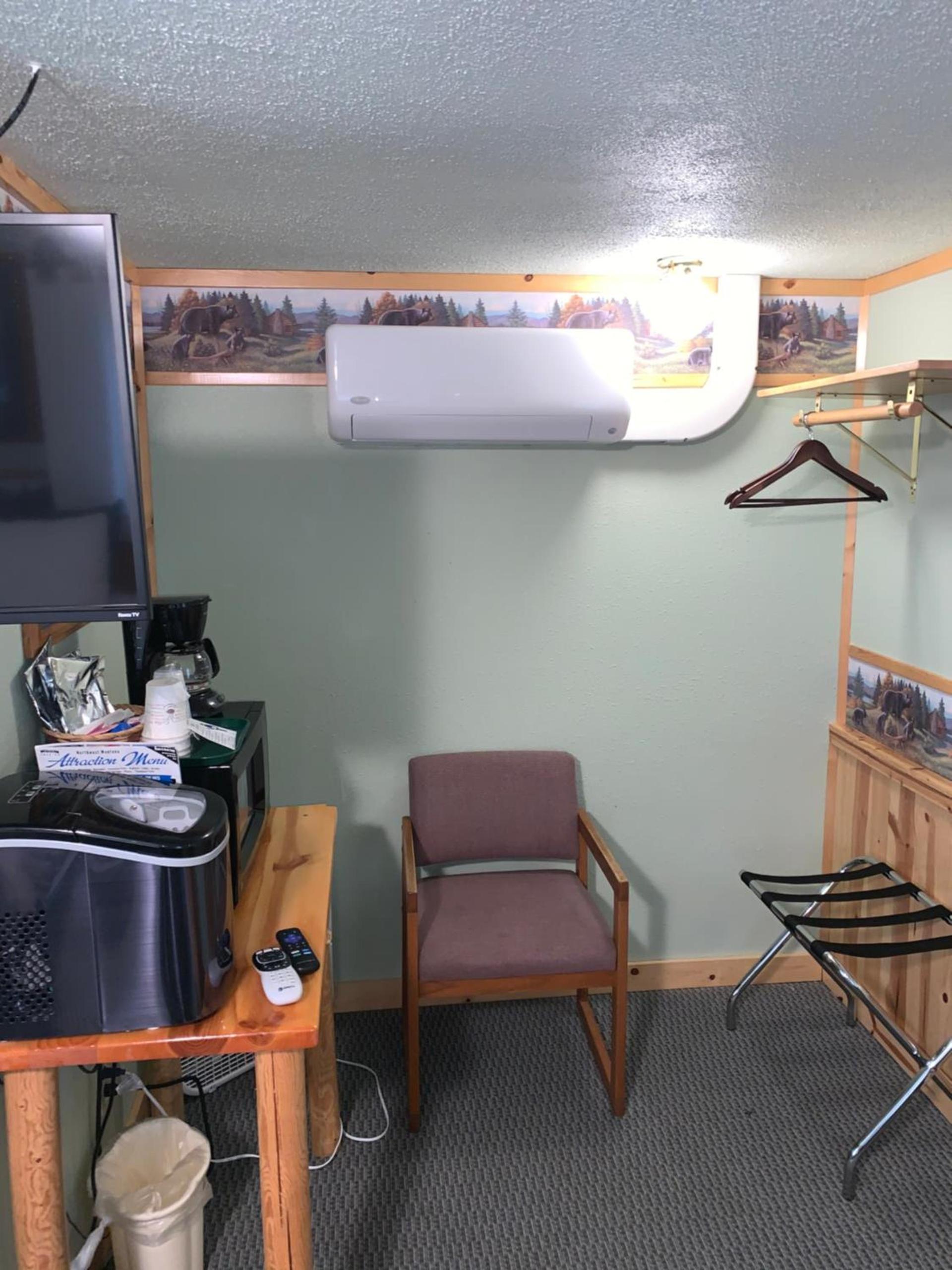 Glacier Haven Inn photo 99