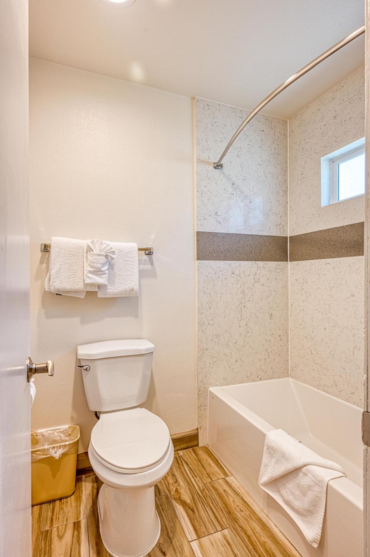 Vagabond Inn San Luis Obispo photo 33