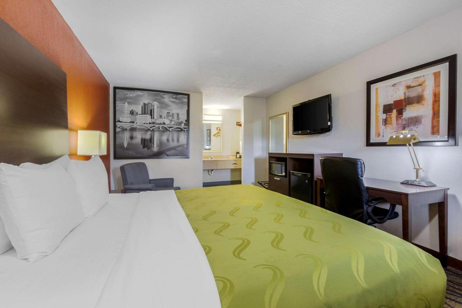 Quality Inn Columbus-East photo 14