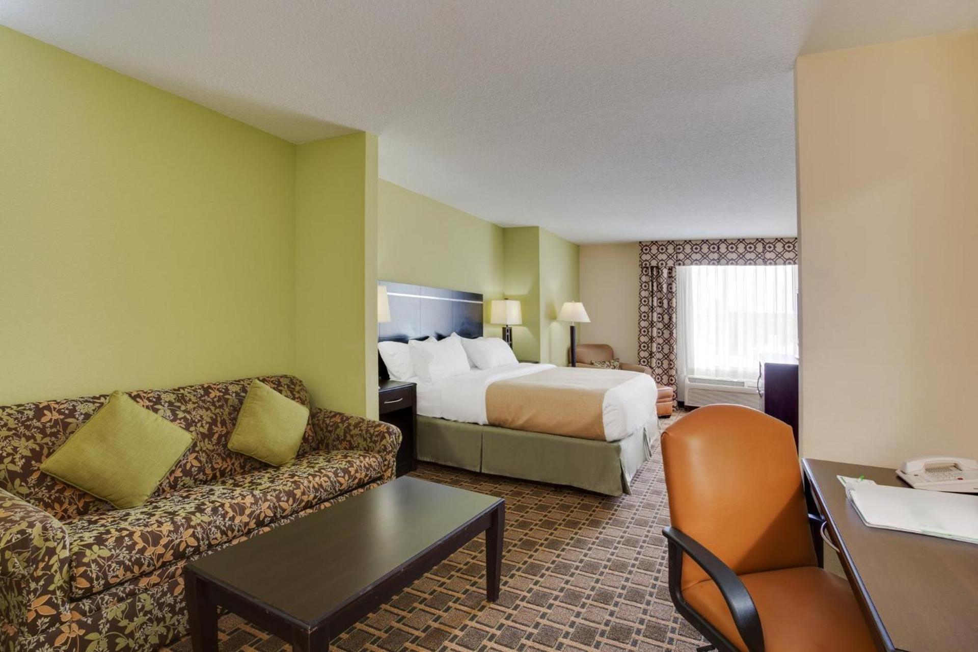 Holiday Inn Statesboro-University Area by IHG photo 3