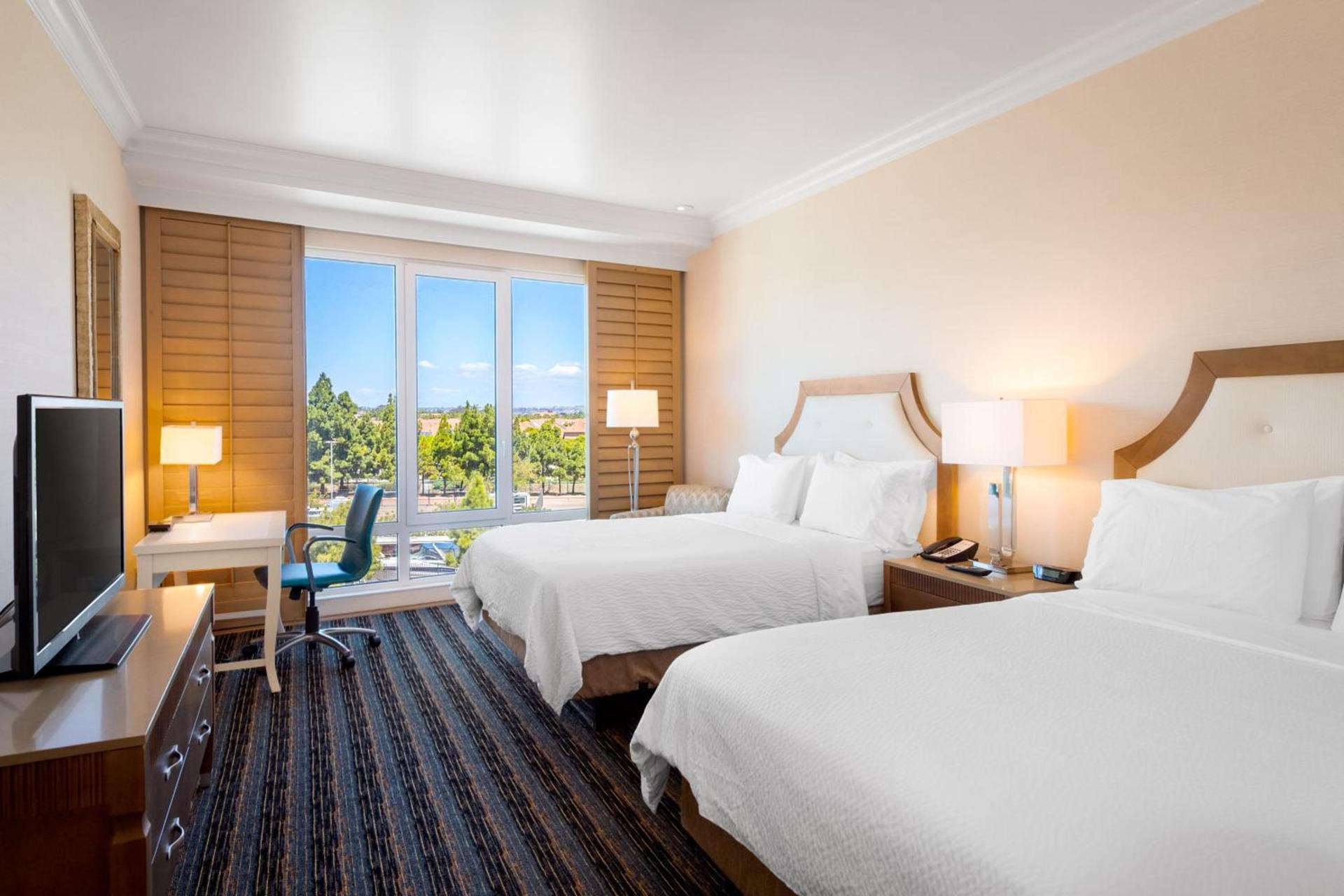 DoubleTree by Hilton San Diego Bayside photo 99