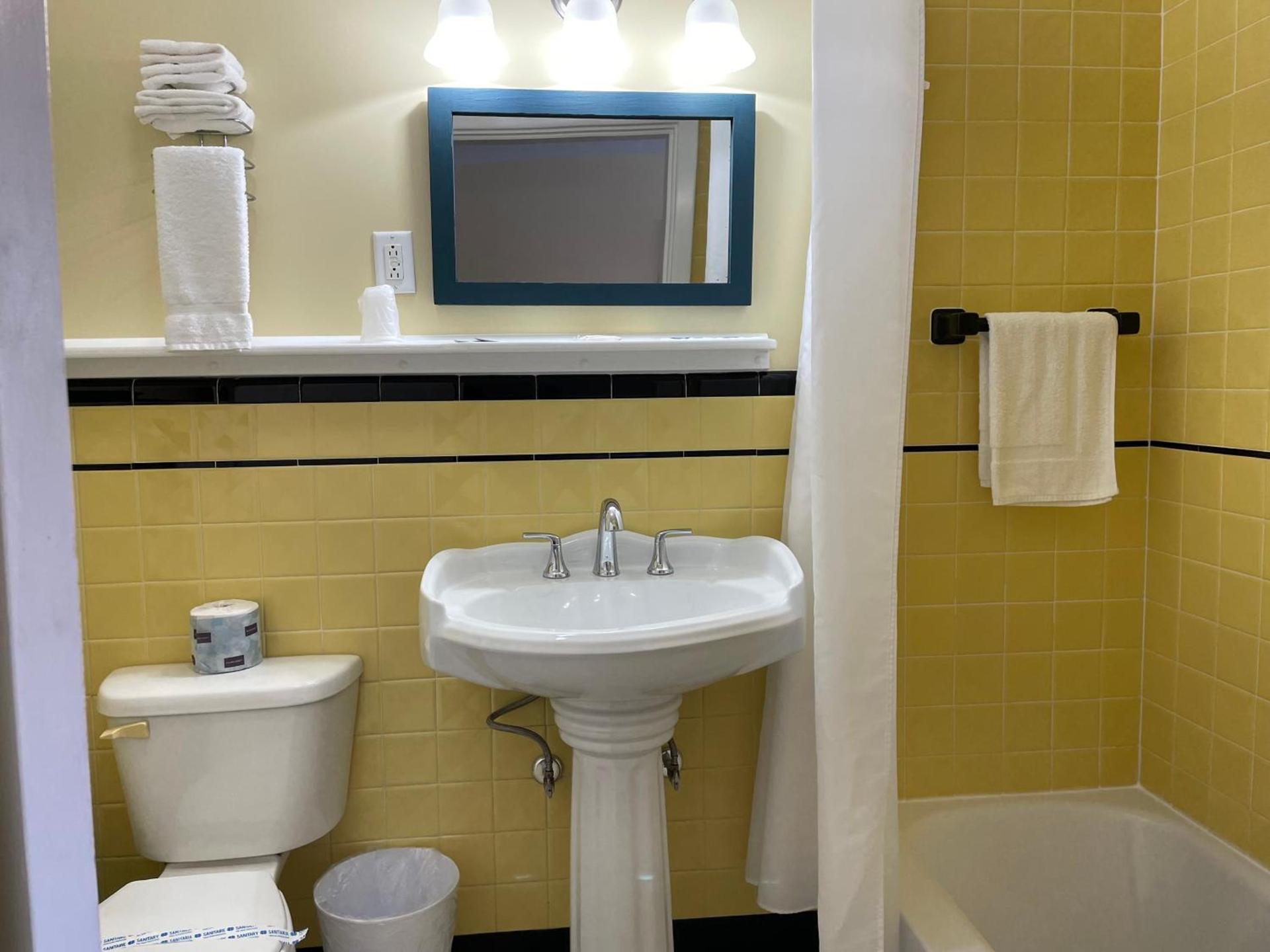 Bucksport Inn photo 28