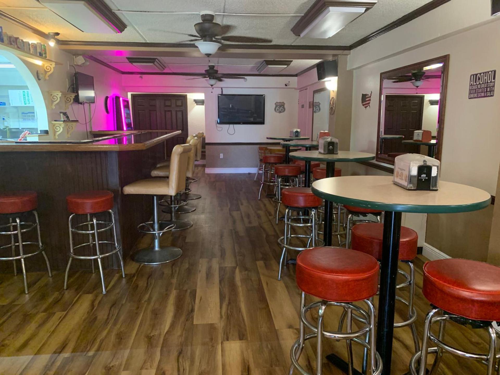 Americas Best Value Inn & Suites Melbourne photo 20