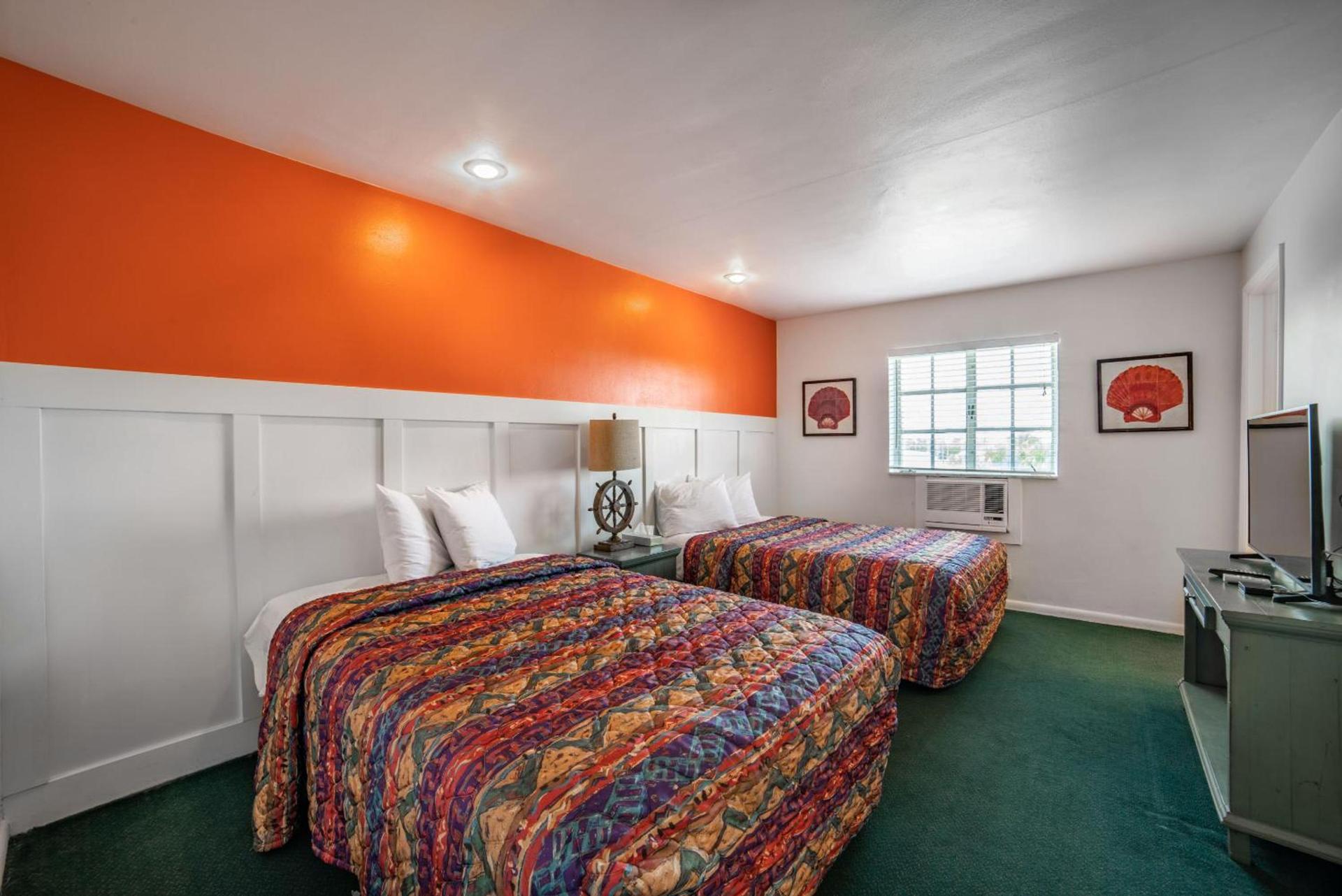 Captain's Table Hotel by Everglades Adventures photo 31