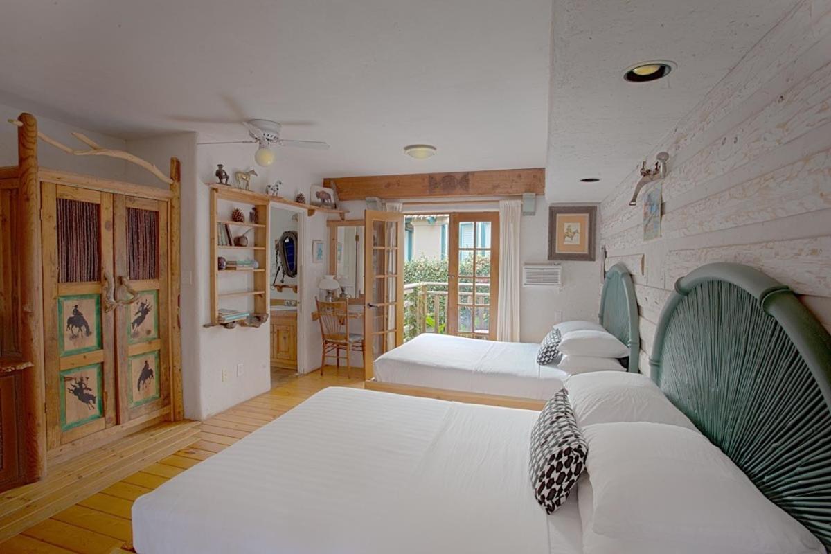 Les Artistes Inn photo 81