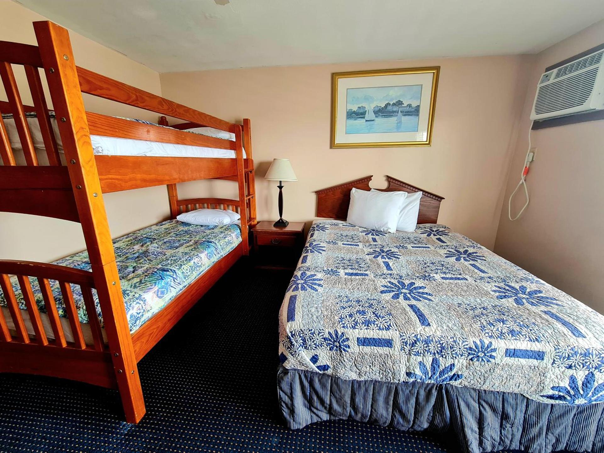Regal Inn Hampton Beach photo 34