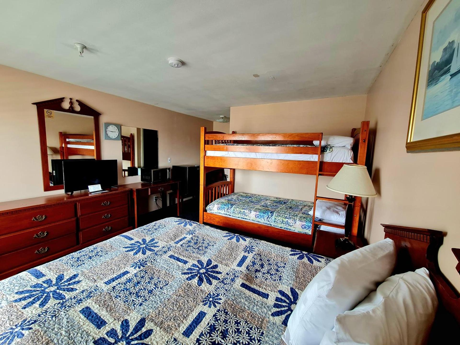 Regal Inn Hampton Beach photo 6