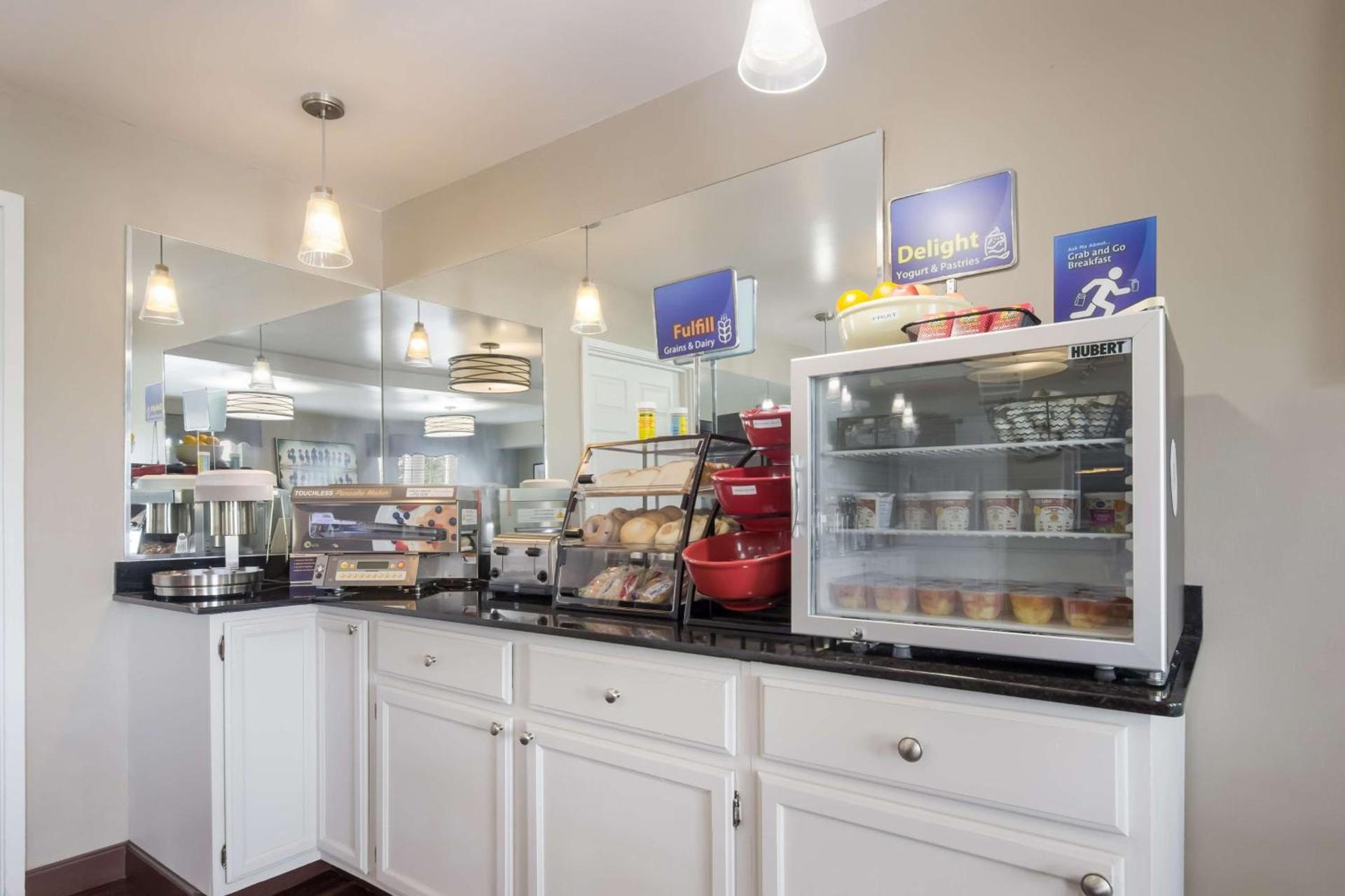 Best Western Parkside Inn photo 28