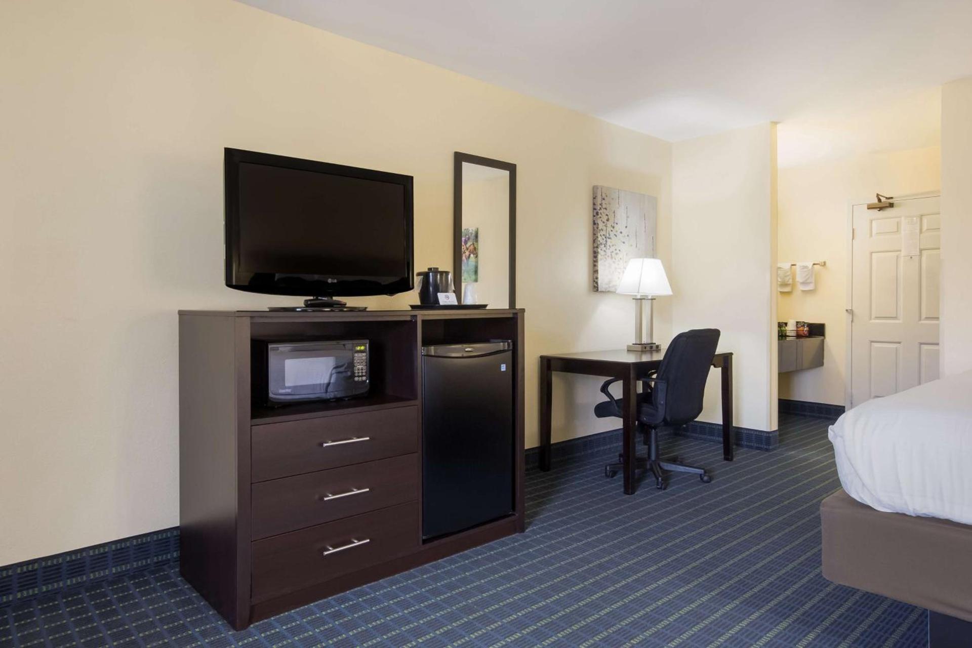 Best Western Parkside Inn photo 8