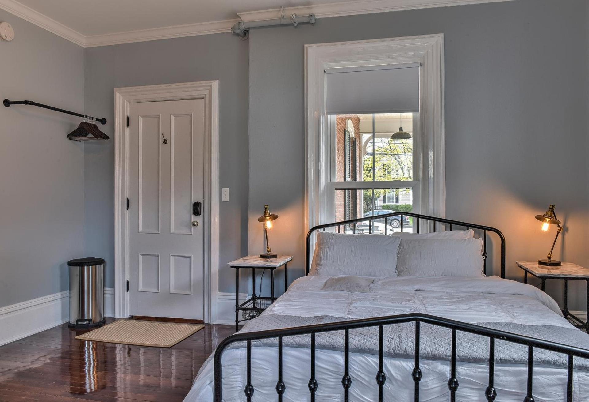 The Burrell House photo 30