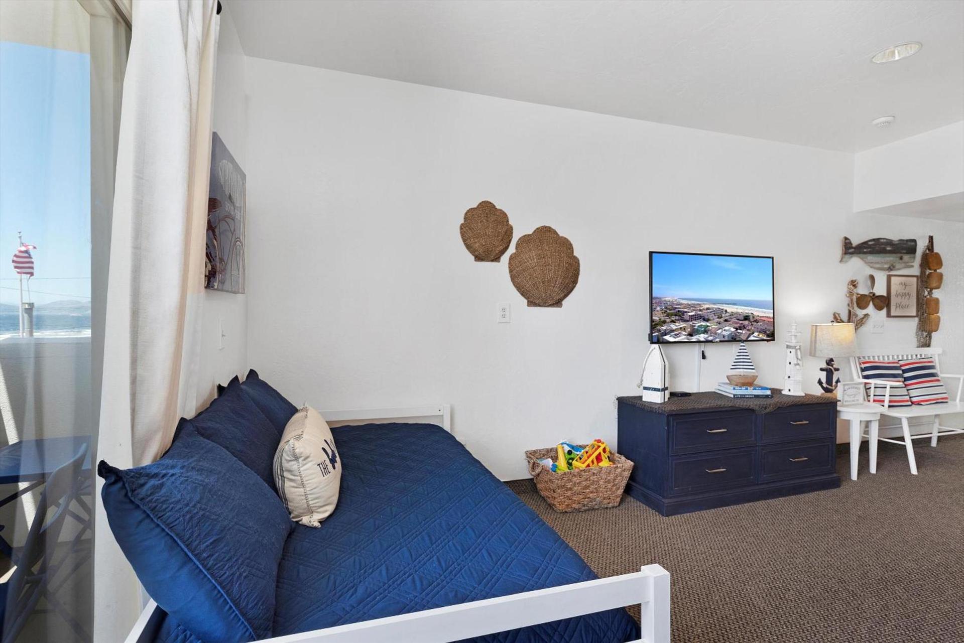 Beach House Inn & Suites photo 3