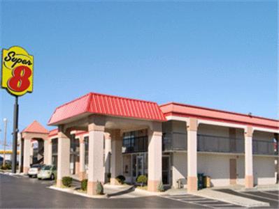Super 8 by Wyndham Oklahoma Fairgrounds photo 1
