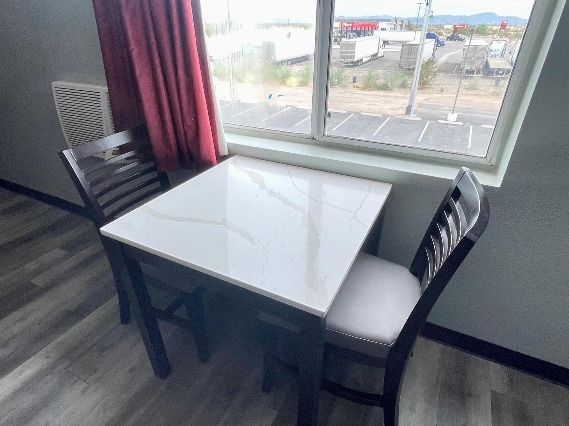 Americas Choice Inn & Suites photo 40