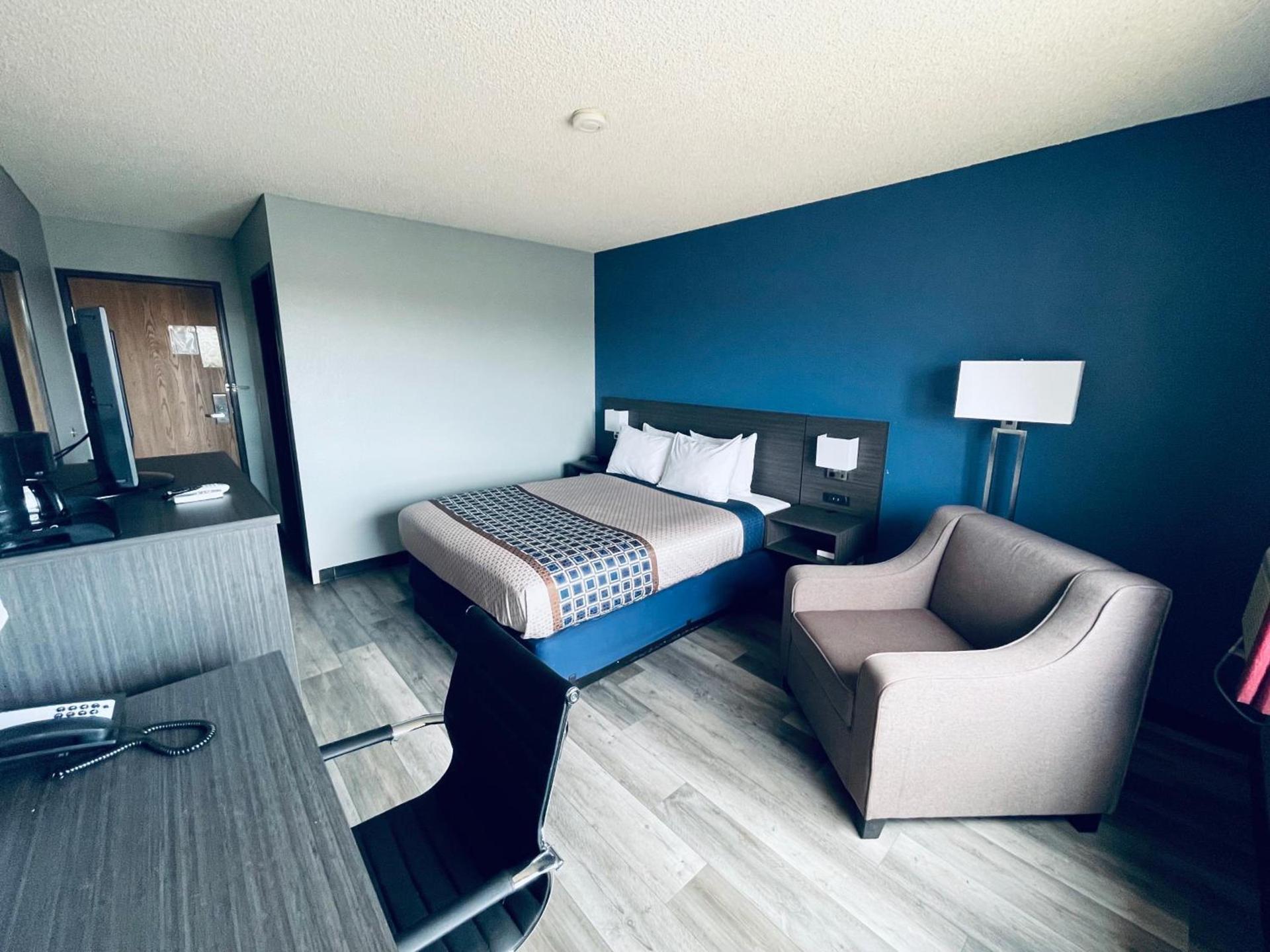 Americas Choice Inn & Suites photo 49