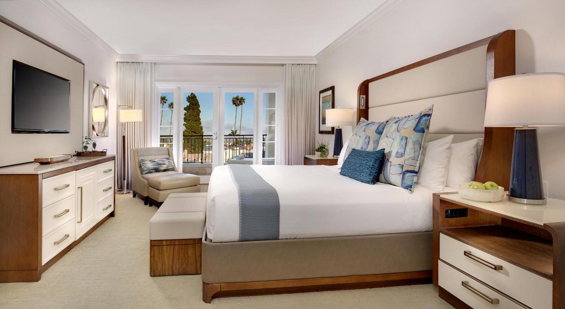 Balboa Bay Resort photo 16