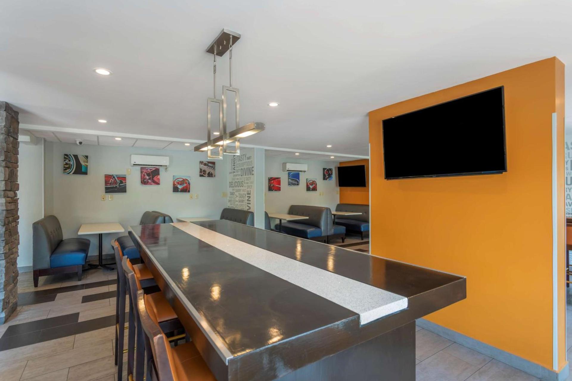 Best Western Plus Bowling Green photo 32