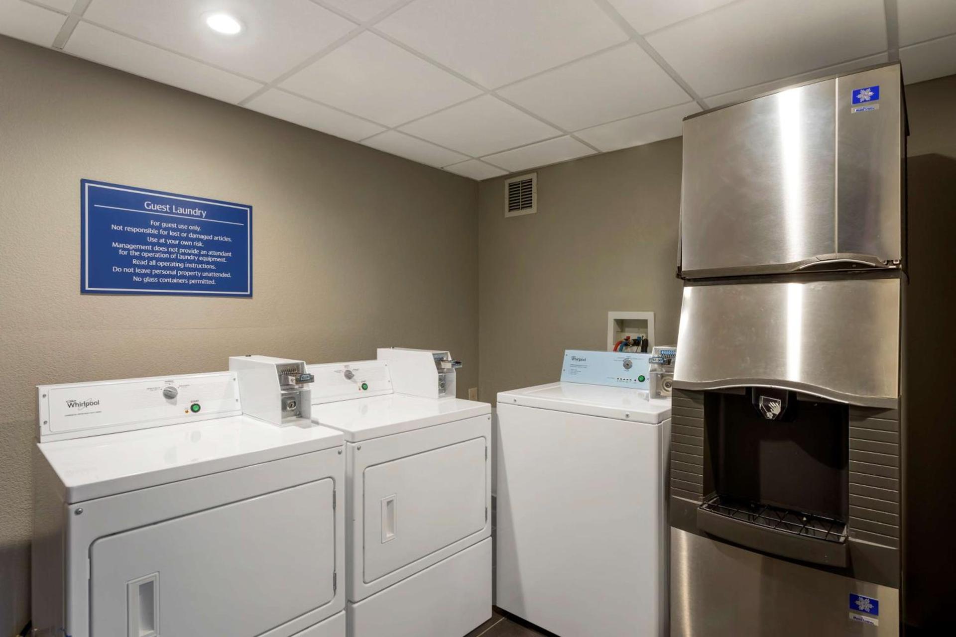Best Western Plus Bowling Green photo 29