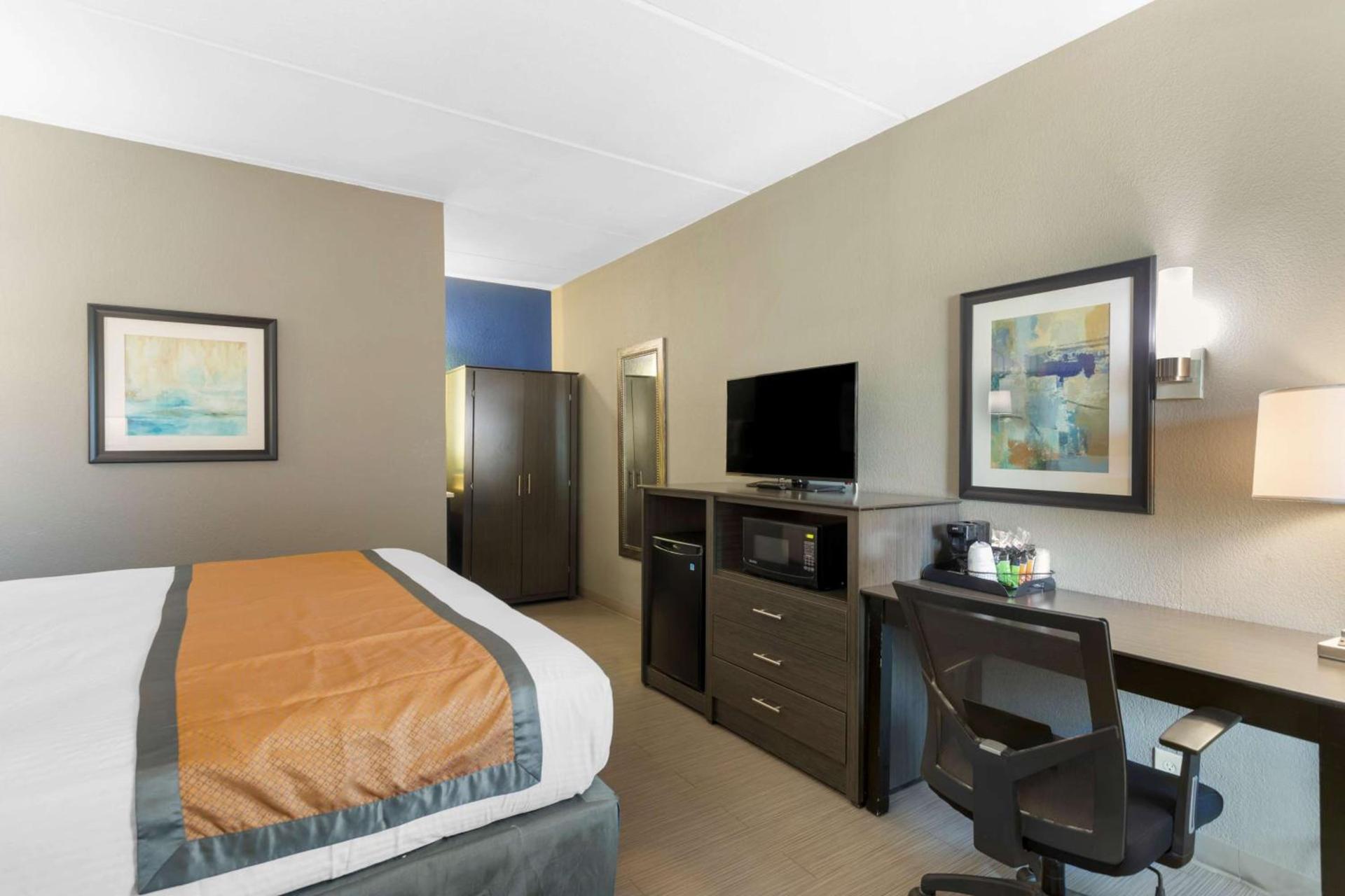 Best Western Plus Bowling Green photo 10