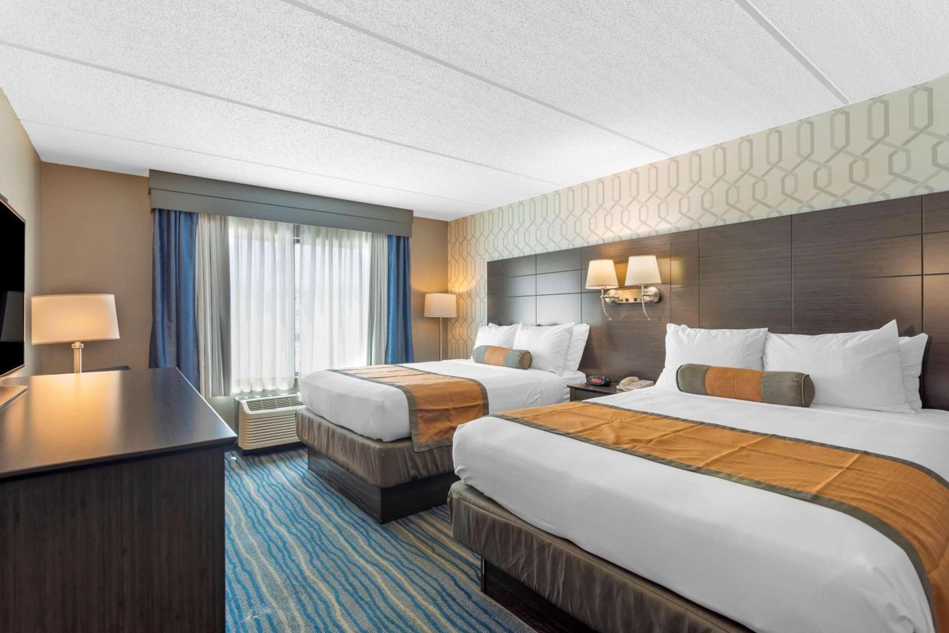 Best Western Plus Bowling Green photo 15