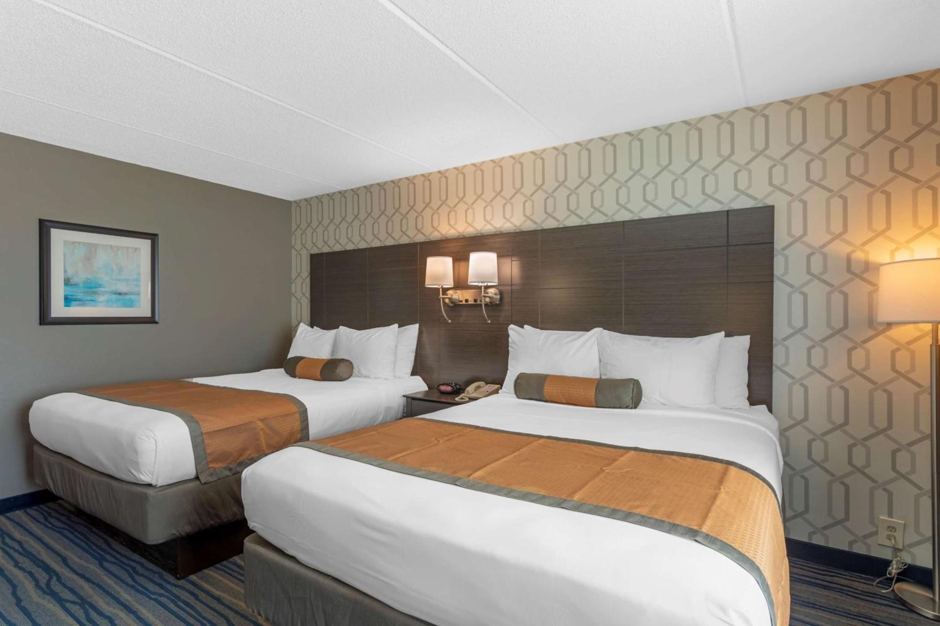 Best Western Plus Bowling Green photo 19